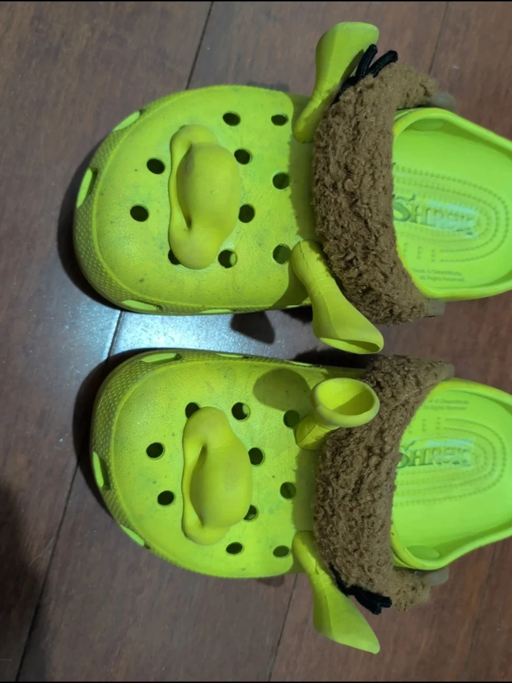 Shrek CROCS J5